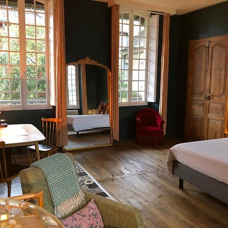 טרבה La Maison Aux Murs Anciens Et Ses Chambres מראה חיצוני תמונה