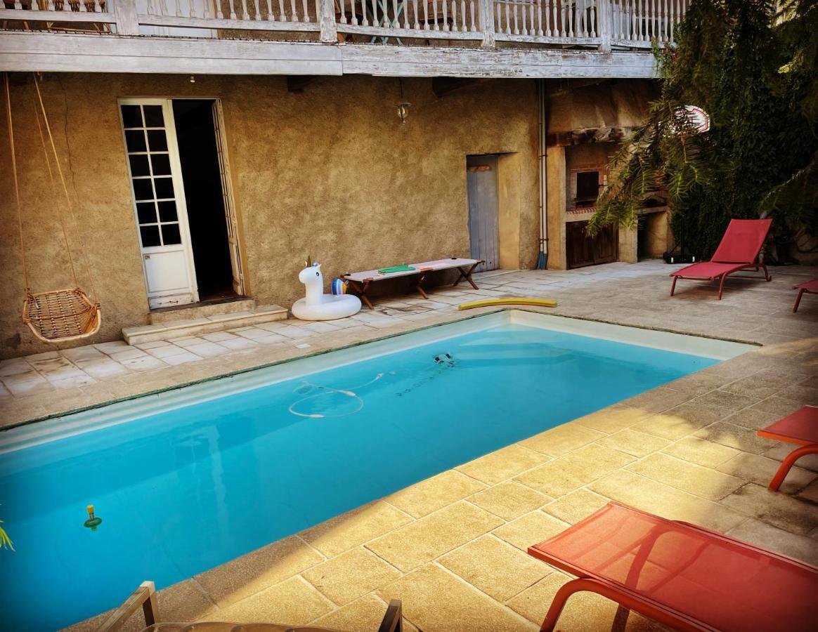 טרבה La Maison Aux Murs Anciens Et Ses Chambres מראה חיצוני תמונה