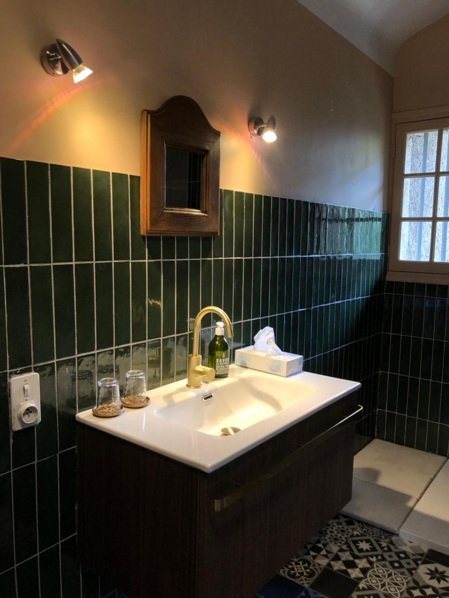 טרבה La Maison Aux Murs Anciens Et Ses Chambres מראה חיצוני תמונה